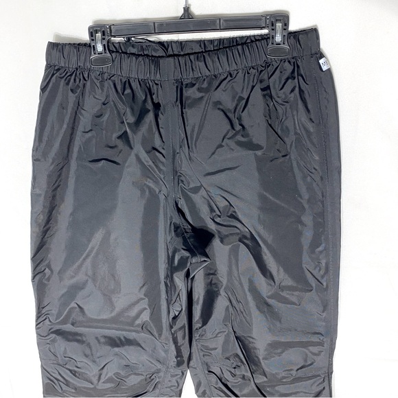 MEC Mountain Equipment Co Op Black Relaxed Fit Track Pants Activewear Gorpcore L - Picture 9 of 15